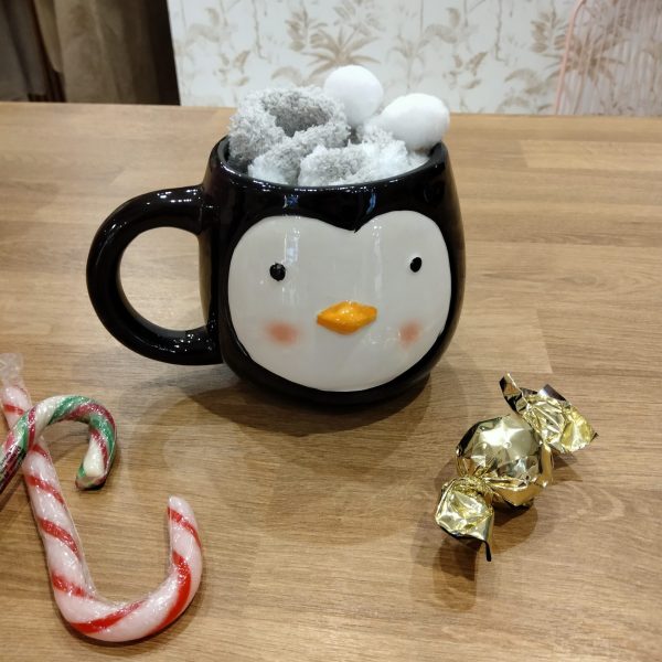 Caneca Pinguim com meias