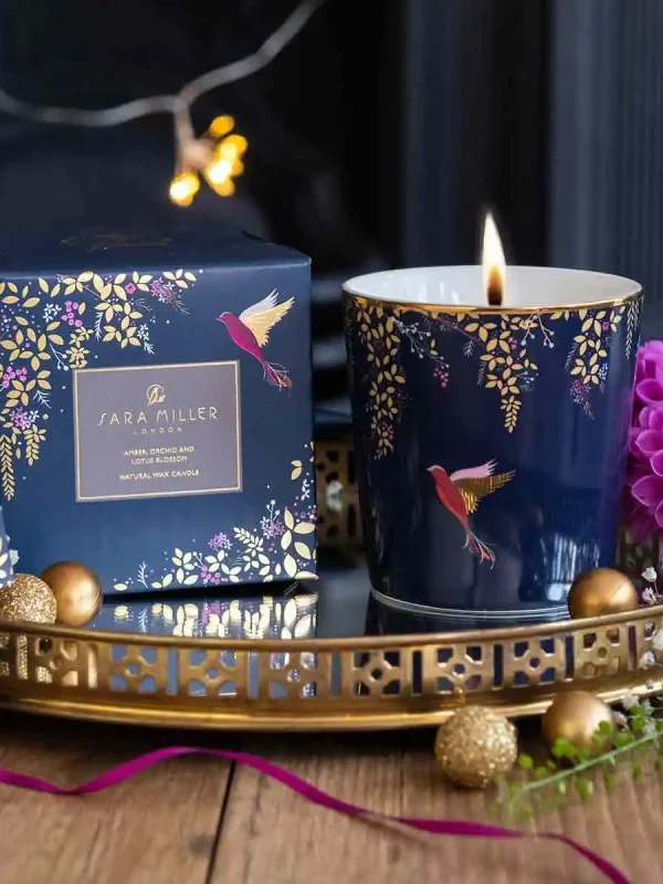 Vela “Sara Miller” Âmbar