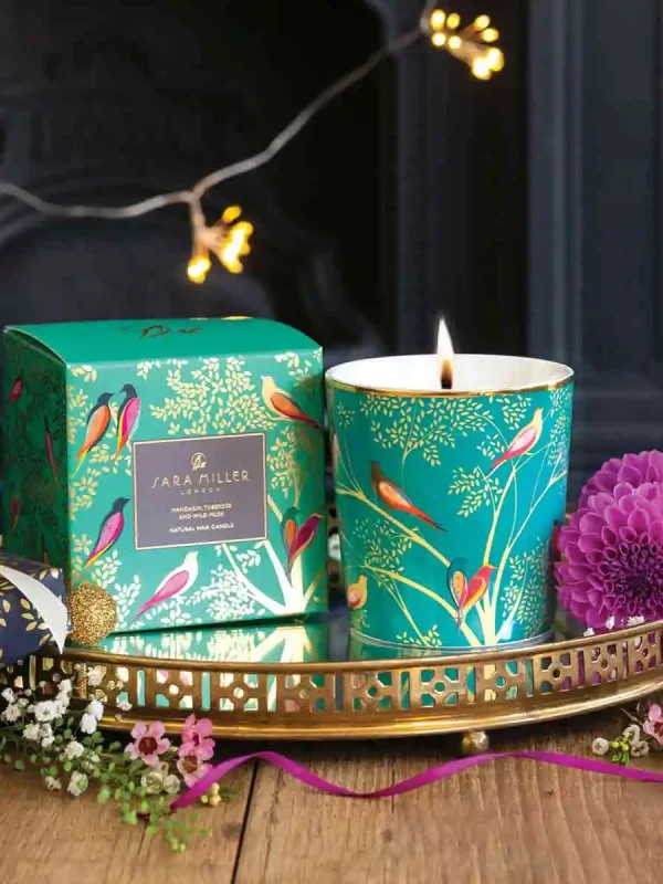 Vera “Sara Miller” Mandarina