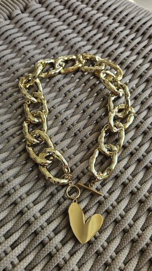 a7d40297-0a9b-4b69-ba73-bdab42a21323