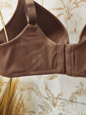 {"remix_data":[],"remix_entry_point":"challenges","source_tags":["local"],"origin":"unknown","total_draw_time":0,"total_draw_actions":0,"layers_used":0,"brushes_used":0,"photos_added":0,"total_editor_actions":{},"tools_used":{"adjust":1},"is_sticker":false,"edited_since_last_sticker_save":true,"containsFTESticker":false}