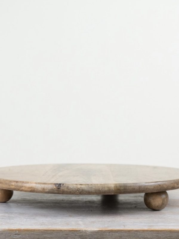 Prato com Pés em Madeira