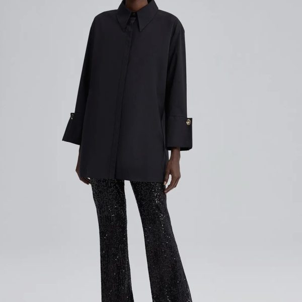 Camiseiro Preto de Punho Alto