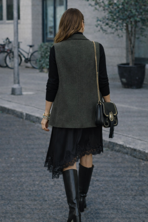 B064477C-DC9E-4F2B-9100-8B830590FBB2