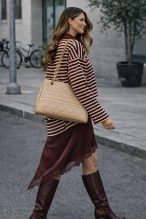 EEE47BF5-F88E-4E2C-BC1C-2C2A954461C4