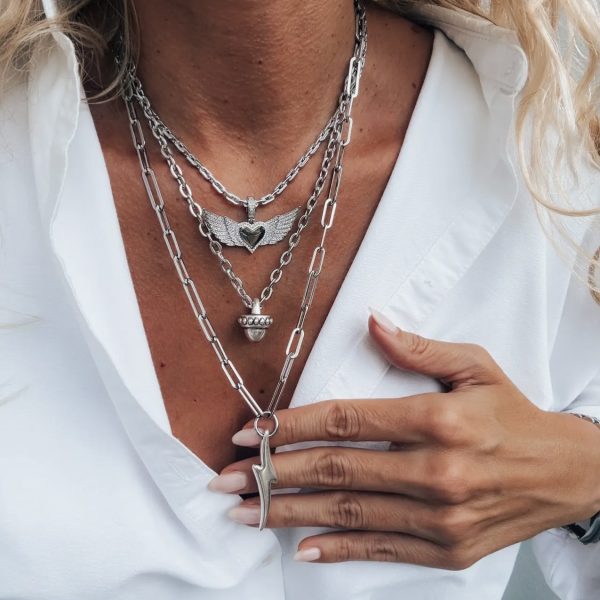 Colar “Asas no Coração”