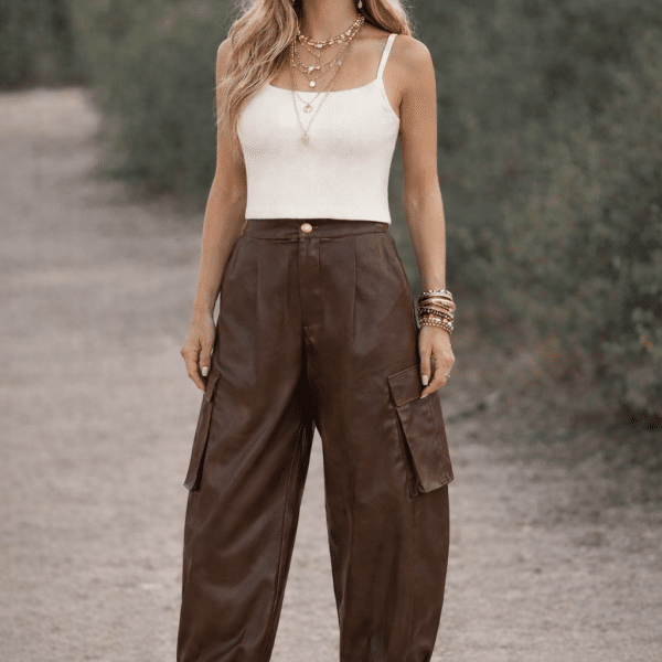 Cropped Top Cloud Dancer