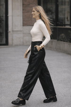 F4DBDC48-41FC-47A6-9F14-2CBD2E47A3AF