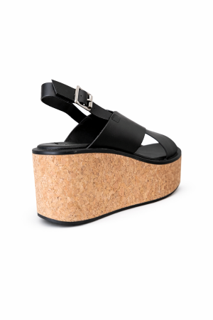 D23214FF-9A06-483F-96A5-64523185C581