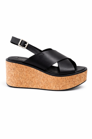 FB031711-9B1C-491B-9EA3-A9A92E3B8001